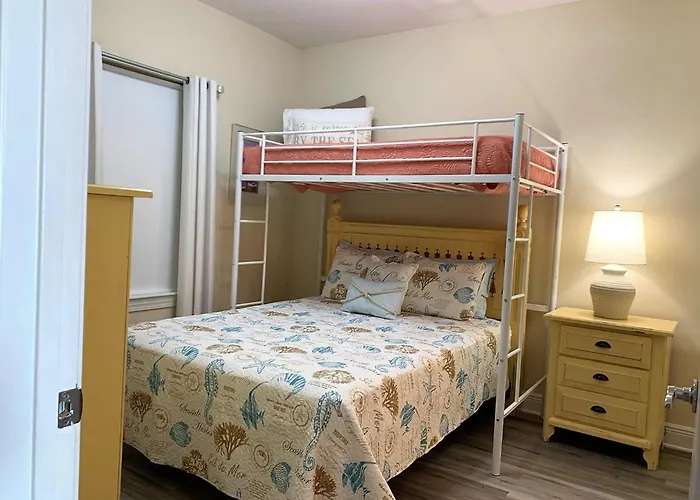 Crystal Tower~beach Combers Gulf Shores